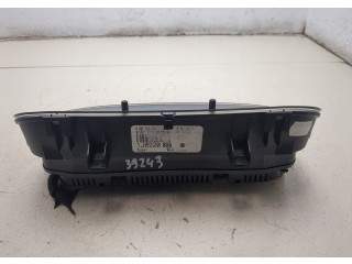 Панель приборов  Volkswagen Golf 4 1997-2005       1J0920805X     