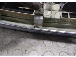 Решетка радиатора Infiniti QX56 2010-2013 623101ZR0A, 620721LA0H