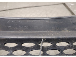 Решетка радиатора  Mercedes Vito W639 2003-2014          A63988001859051