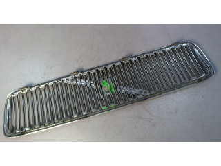 Решетка радиатора  Volvo V50 2007-2012           8678680