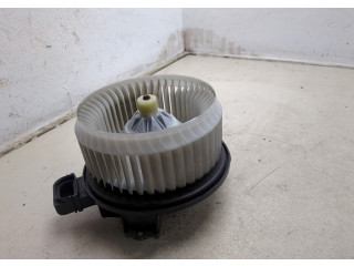 Моторчик печки  Ford Fusion 2012-2016 USA DG9Z19805B    DG9Z19805B   