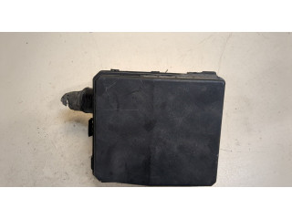 Блок предохранителей  Citroen C-Crosser         