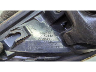 Задний фонарь