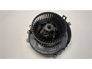 Моторчик печки Skoda SuperB 2015-2025 5Q2819021B 5Q2819021B