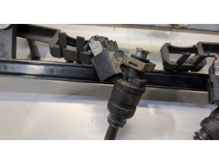 Форсунка топливная Volkswagen Golf 4 1997-2005 06A906031D, 06A133317L