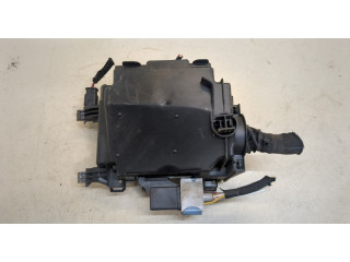 Блок предохранителей Citroen C4 Grand Picasso 2014- 9804848580