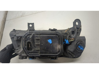 Фара передняя  Audi A6 (C6) 2004-2011 левая 