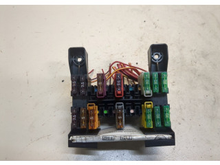 Блок предохранителей Mercedes E W211 2002-2009 2115450301 3.2