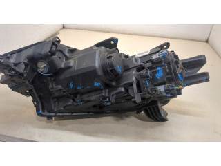 Фара передняя Mitsubishi Outlander 2012-2021 правая