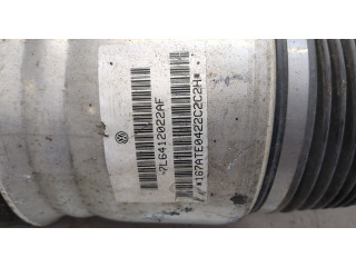 Стойка амортизатора Volkswagen Touareg 2002-2007 7L6616040D