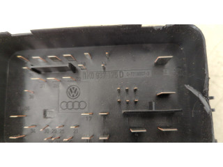 Блок предохранителей Skoda Yeti 2009-2014 1K0937125A