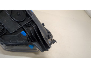 Фара передняя  Skoda Yeti 2013-2018 правая 