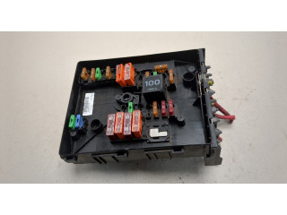 Блок предохранителей Skoda Octavia (A5) 2004-2013