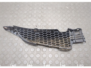 Решетка радиатора  Pontiac Vibe 1 2002-2008          5311301010