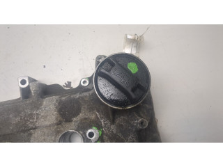 Клапанная крышка двигателя ДВС Nissan Qashqai 2006-2013 1.6 13264ED00A