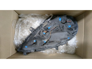 Фара передняя Renault Trafic 2001-2014 правая