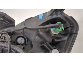 Фара передняя Honda CR-V 2001-2006 правая