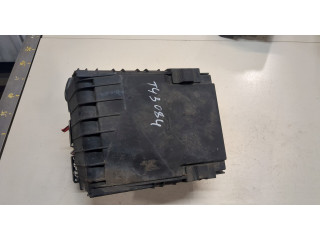 Блок предохранителей  Opel Antara         