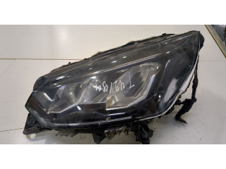 Фара передняя  Peugeot 2008 2019-2023 левая 