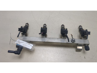 Форсунка топливная Opel Meriva 2010- 5817425