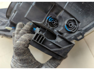 Фара передняя  Peugeot 5008 2009-2016 левая 