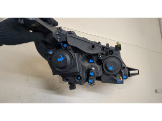 Фара передняя Peugeot 2008 2013-2019 левая