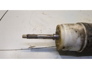 Стойка амортизатора  Renault Clio 2012-2016     1.5  дизель