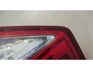 Задний фонарь          