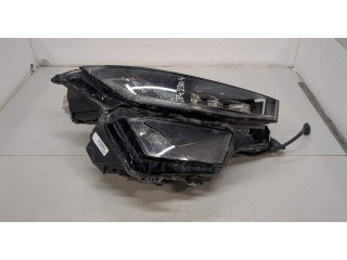 Фара передняя  Skoda Kodiaq правая 