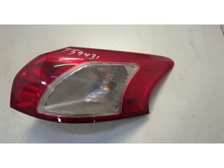 Задний фонарь          