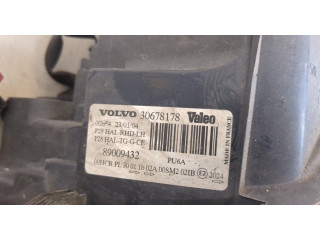 Фара передняя  Volvo XC90 2002-2014 левая 