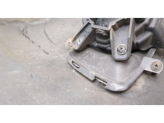 Бампер  KIA Carens 2006-2012 передний   