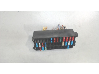 Блок предохранителей Volkswagen Golf 5 2003-2009 1.9