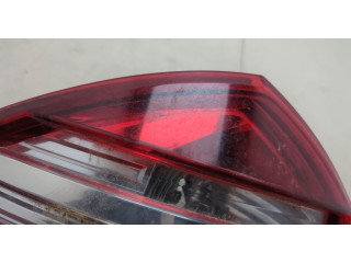 Задний фонарь          