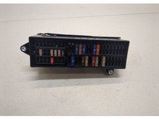 Блок предохранителей Volkswagen Caddy 2004-2010