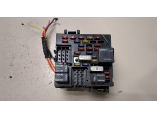 Блок предохранителей Chevrolet Tahoe 1999-2006 15770992