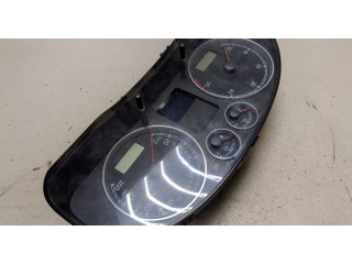 Панель приборов  Volkswagen Passat 5 2000-2005            