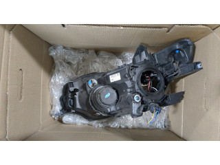 Фара передняя Mitsubishi Outlander 2012-2015 правая