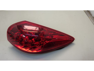 Задний фонарь