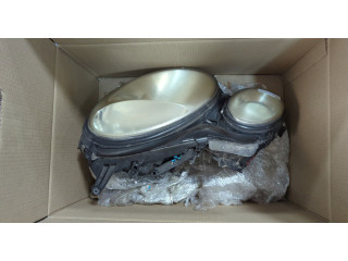 Фара передняя Mercedes E W211 2002-2009 левая