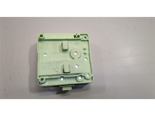 Блок предохранителей  BMW X3 E83 2004-2010      6928945     