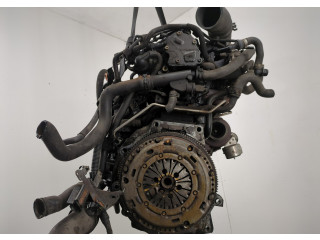 Форсунка топливная Volkswagen Touran 2003-2006 038130073AG