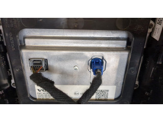 Дисплей мультимедиа  Volvo XC40        