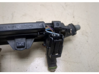 Форсунка топливная Skoda Fabia 2007-2010 03E971824