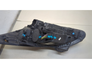 Фара передняя  Peugeot 5008 2009-2016 правая 