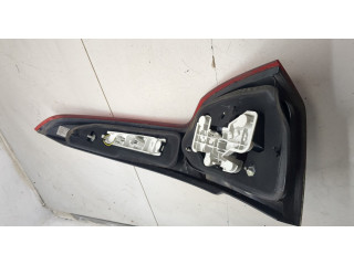 Задний фонарь          