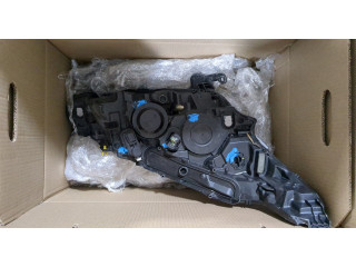 Фара передняя  Peugeot 208 2012-2019 левая 