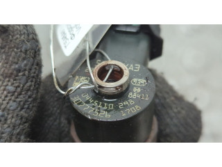 Форсунка топливная  Volvo S80 2006-2016    8603595     