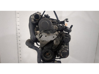 Форсунка топливная Volkswagen Jetta 5 2004-2010