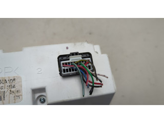 Дисплей бортового компьютера Mitsubishi Endeavor 2003-2011 8750A105